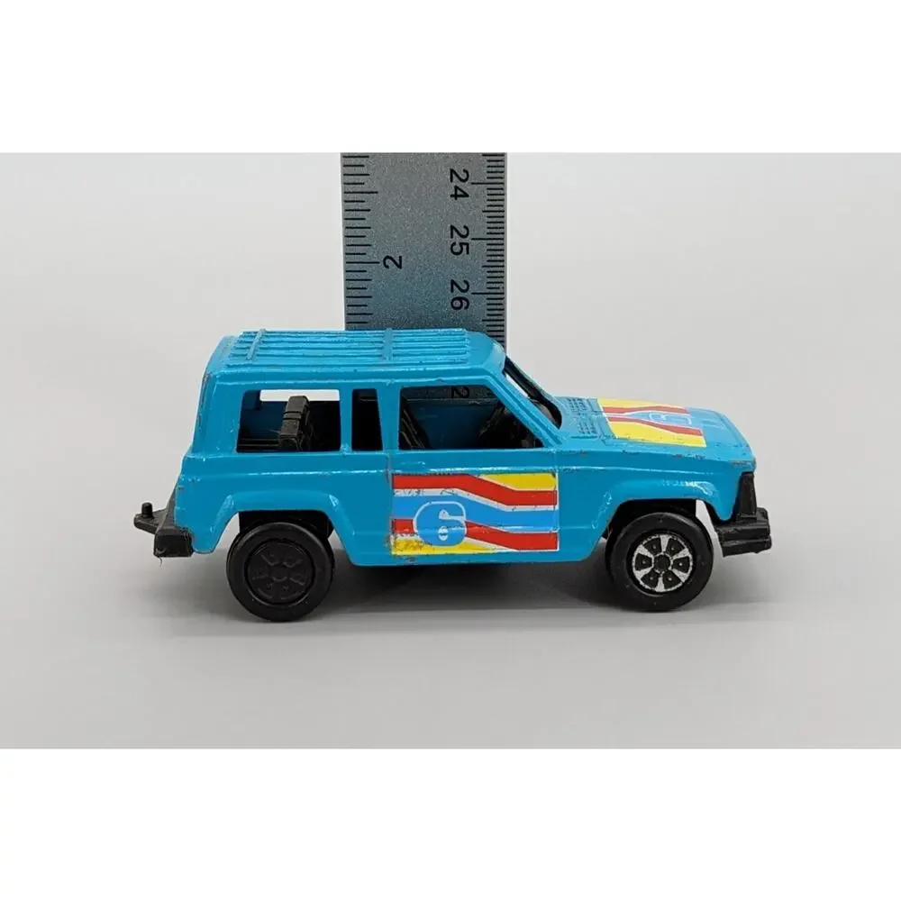 TootsieToy vintage jeep